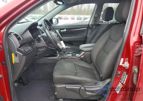 2015 Kia Sorento Lx from USA, damaged, VIN 5XYKT4A62FG620359